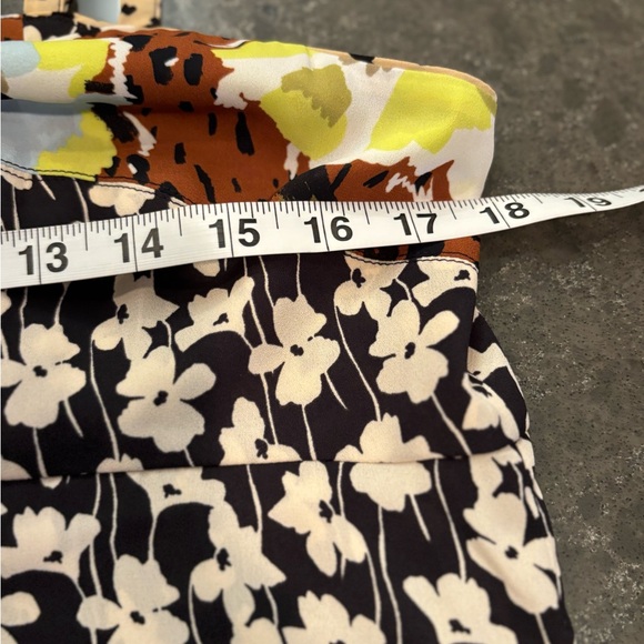 Cabi 6642 Patchwork Dress Spring 2024 med new - Picture 13 of 16